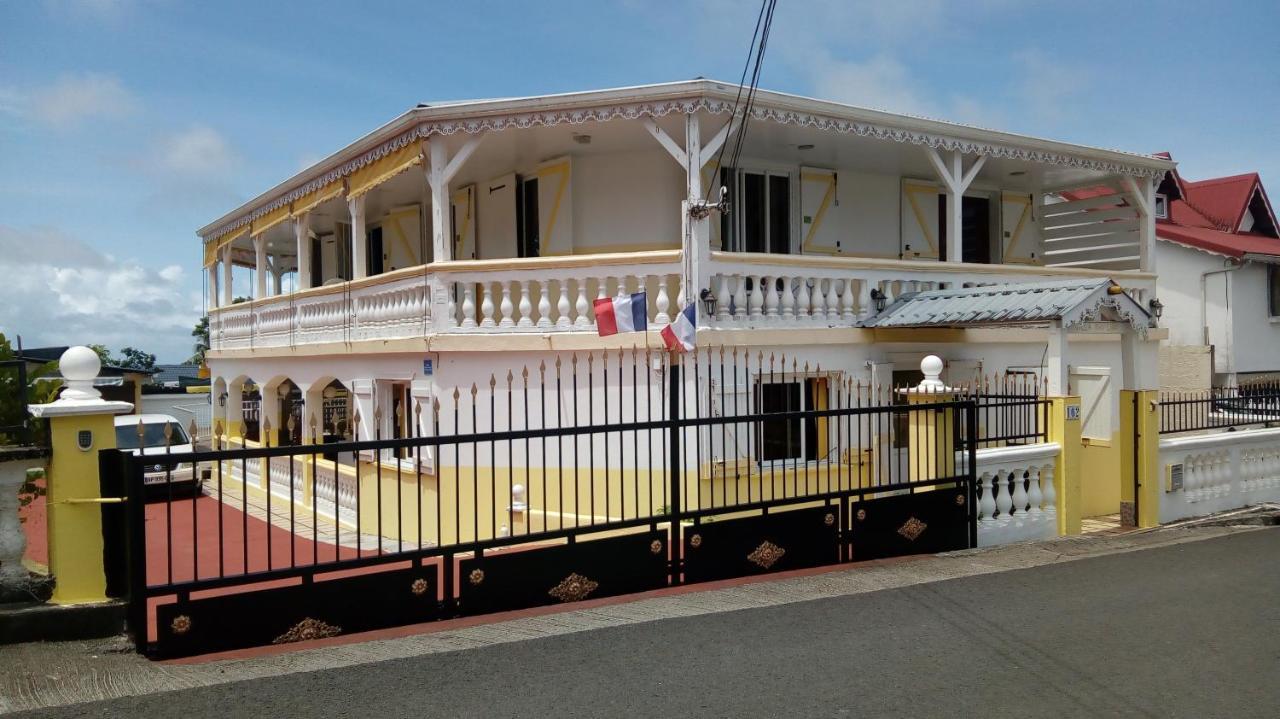 קפסטר-בל-או Villa Mancina מראה חיצוני תמונה